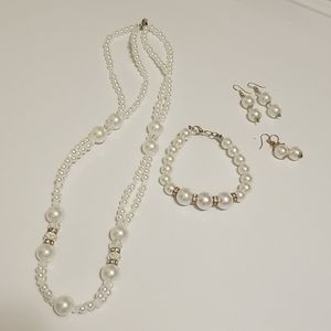 White pearl set